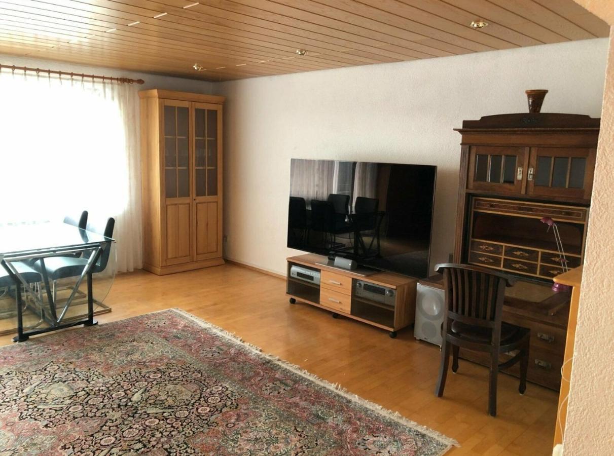 קונסטנץ Wohnung Fuer 4 Personen, 2 Schlafzimmer, 2 Parkplaetze, Wlan מראה חיצוני תמונה