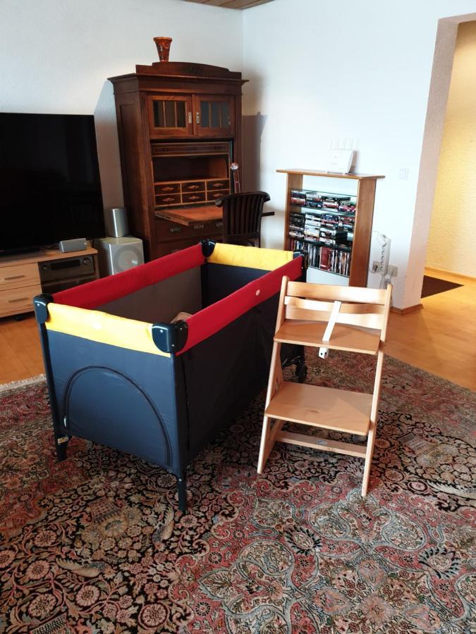 קונסטנץ Wohnung Fuer 4 Personen, 2 Schlafzimmer, 2 Parkplaetze, Wlan מראה חיצוני תמונה