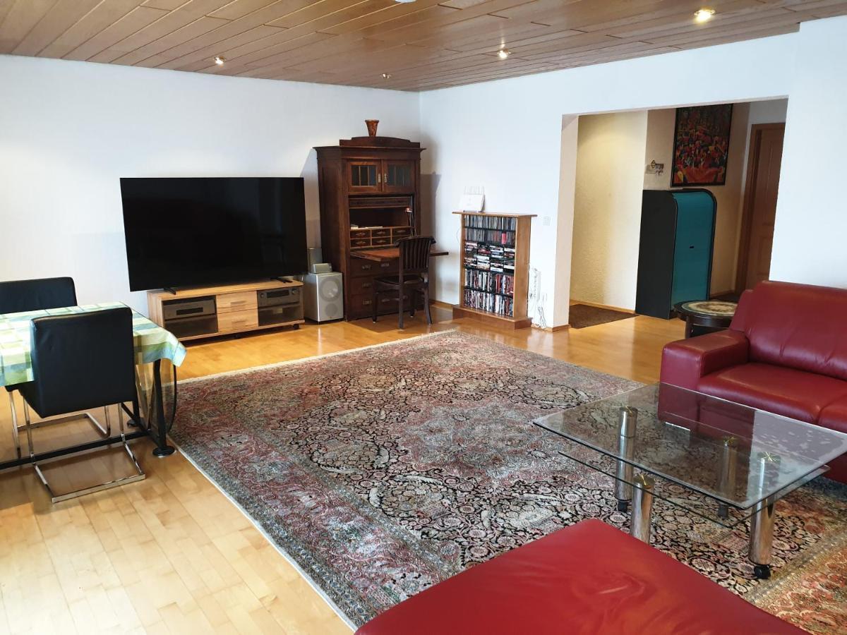 קונסטנץ Wohnung Fuer 4 Personen, 2 Schlafzimmer, 2 Parkplaetze, Wlan מראה חיצוני תמונה